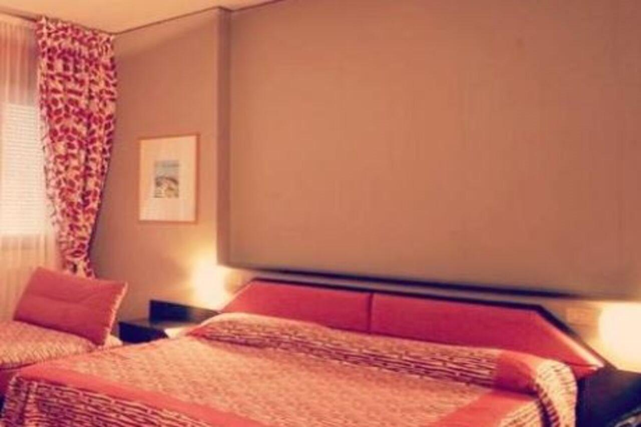 Hotel Bristol Πέζαρο Εξωτερικό φωτογραφία